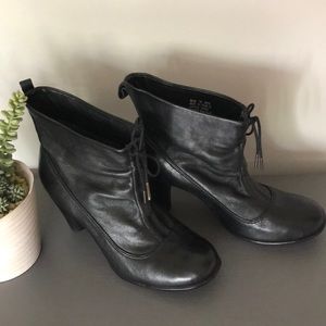 Indigo By Clarks Black Ankle Boots Tie Detail 7M